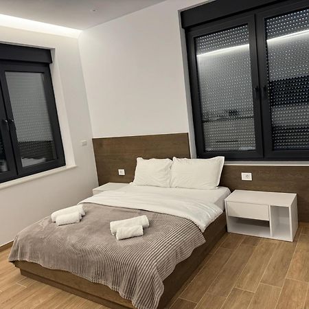 Pristina Select Apartments Exteriör bild